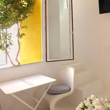 Bed & Breakfast La Maison Jaune Sète