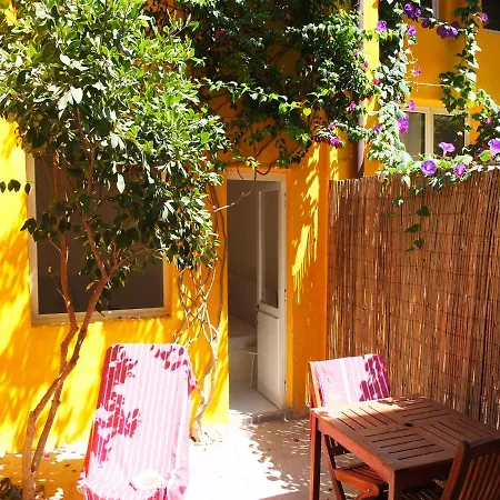 La Maison Jaune Frühstückspension Sète