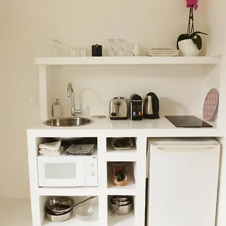 Bed & Breakfast La Maison Jaune *