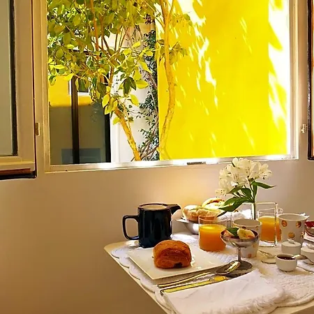 La Maison Jaune Sete