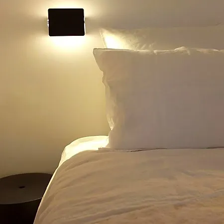 Bed & Breakfast La Maison Jaune Sete