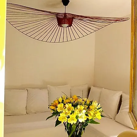 La Maison Jaune Bed & Breakfast